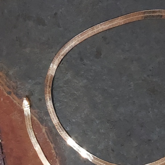 Milor 14k Solid Gold Herringbone Chain 10.7 Grams - Picture 7 of 13